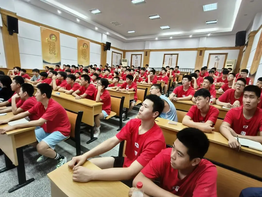 如何利用心理学技巧提高篮球比赛中的专注度_2