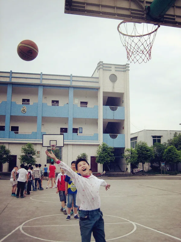 中学生如何利用假期提升篮球技术_1